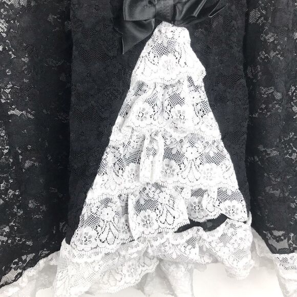 Linea Donatella Black Lace Lingerie With White Trim - Picture 7 of 10